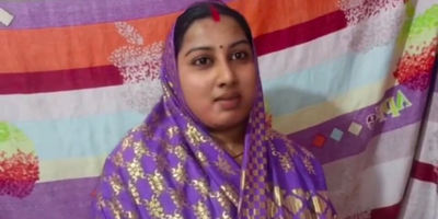 Indian Step-Up Bhabhi Squirts While Getting Porked in Desi Pani Nikal